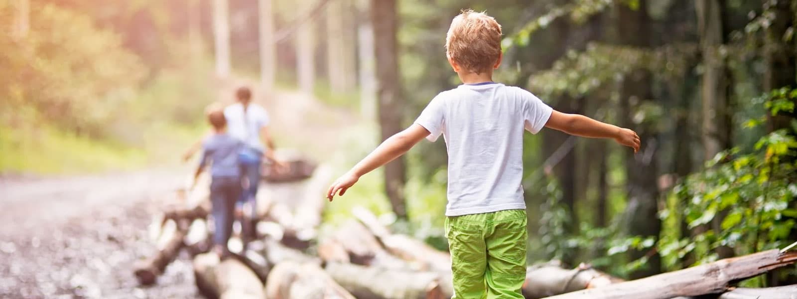 The Mental & Physical Health Benefits of Living Close to Nature